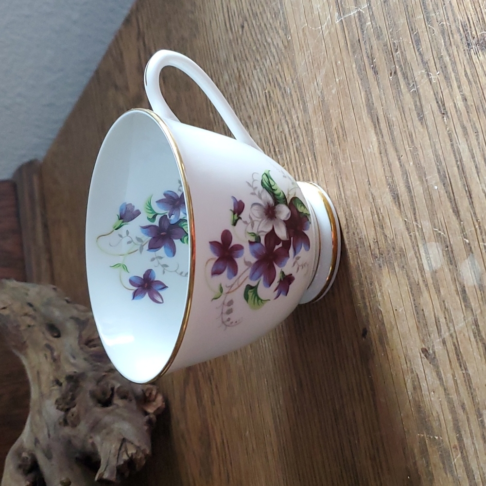 Violette by AYNSLEY, JOHN Tea Cup